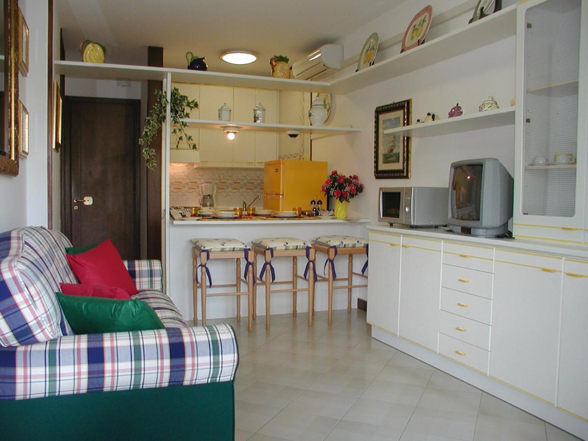 Appartamenti Solarium Бибионе Экстерьер фото